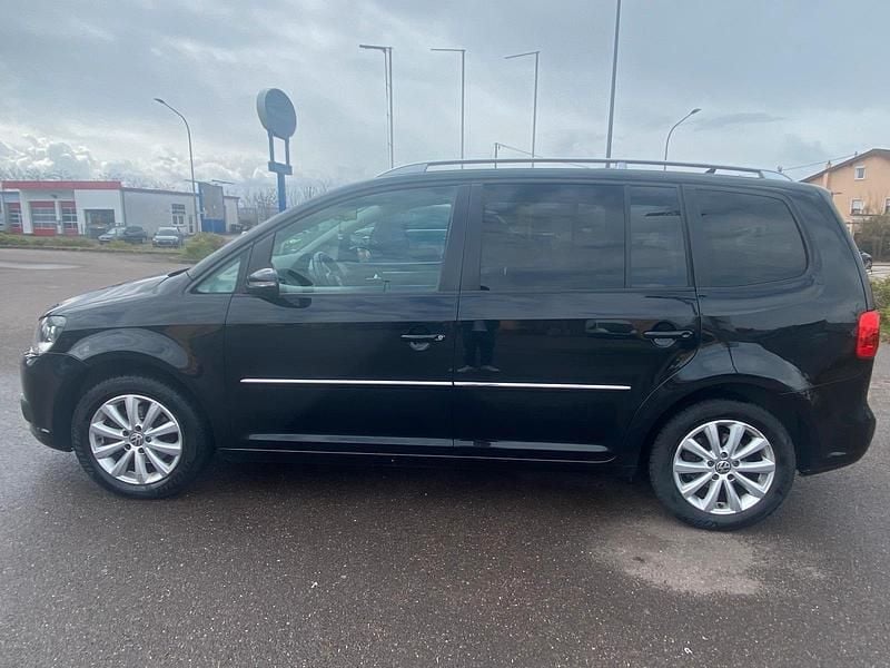 Gebraucht VW Touran 105 PS (77 kW) 2013 Schwarz Van / Kleinbus