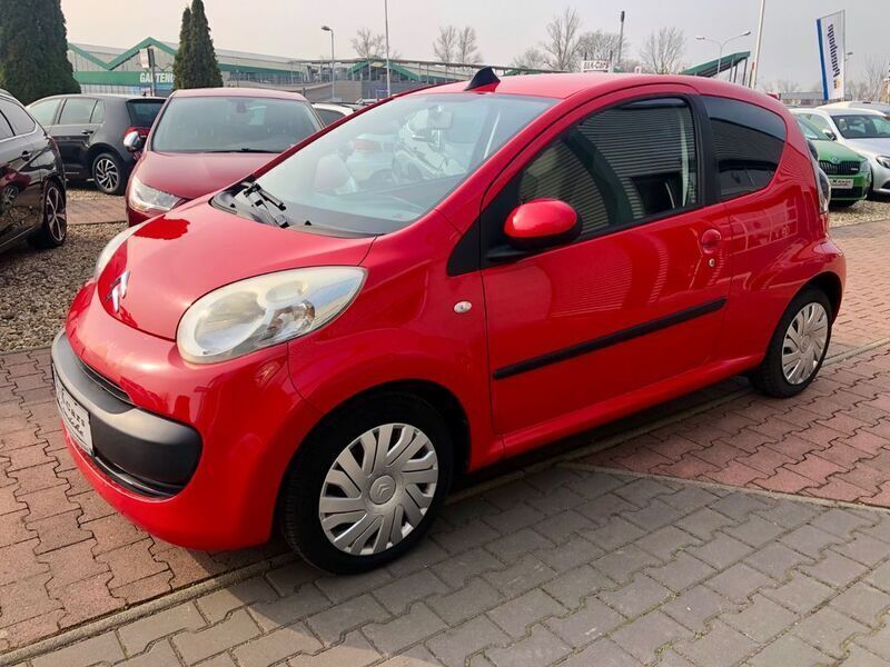 Zu lackieren rot 3p0/deckende la Gebraucht 2009 Citroën C1 Style Kleinwagen | 1.199 € - Bild 1/4