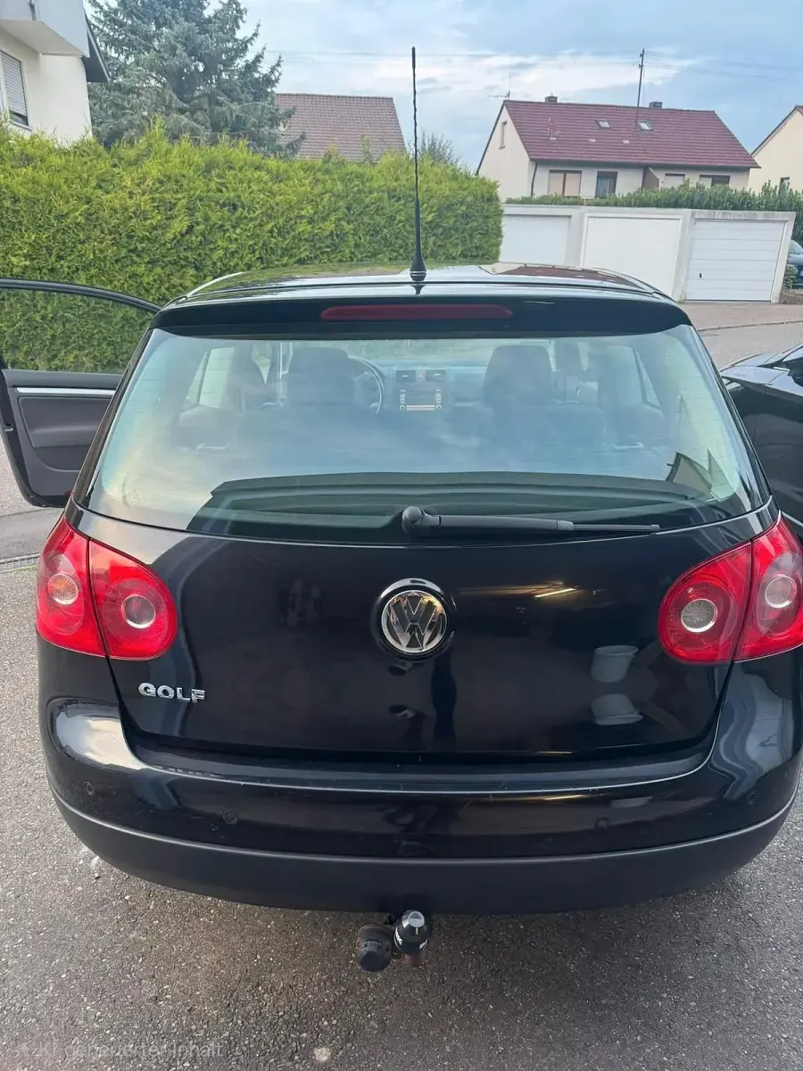 Gebraucht VW Golf V 80 PS (58 kW) 2007 Schwarz Kleinwagen