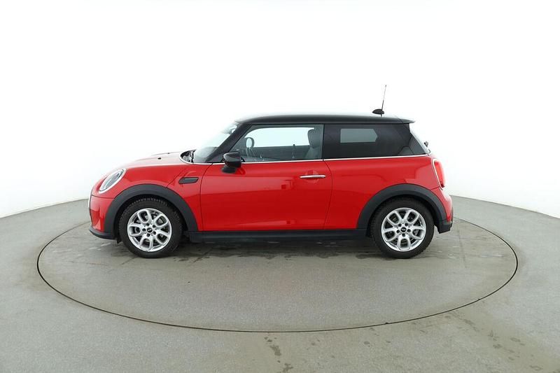 Gebraucht Mini Cooper Classic 136 PS (100 kW) 2023 Rot Kleinwagen