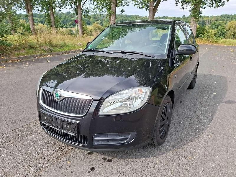 Schwarz Gebraucht 2009 Skoda Fabia Ambiente Kleinwagen | 3.290 € (Etwas zu teuer) - Bild 1/4