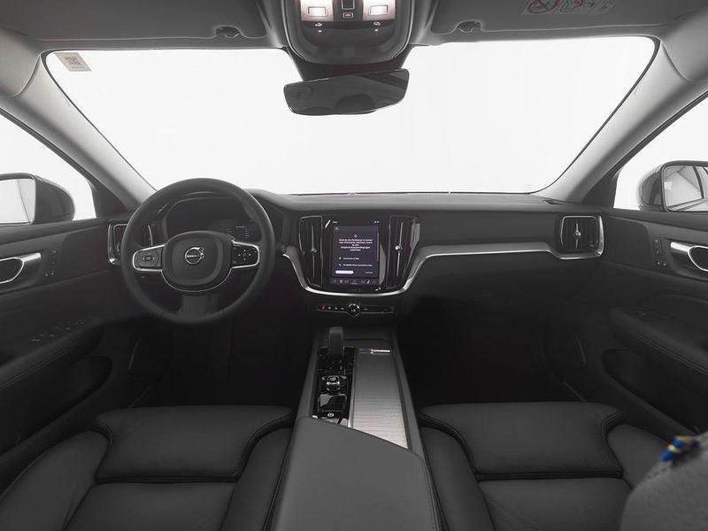 Gebraucht Volvo V60 CC Plus 197 PS (144 kW) 2024 Grau Kombi