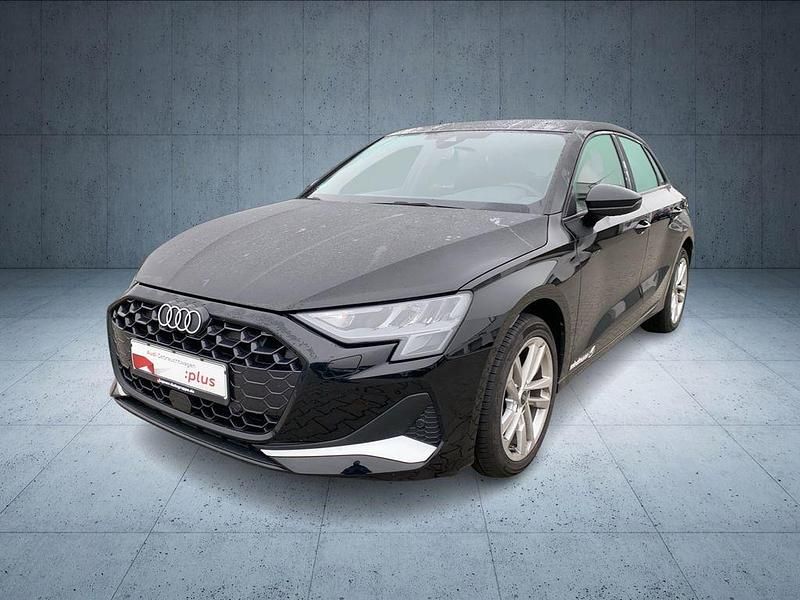 Gebraucht Audi A3 Advanced Plus 116 PS (85 kW) 2024 Brillantschwarz Limousine