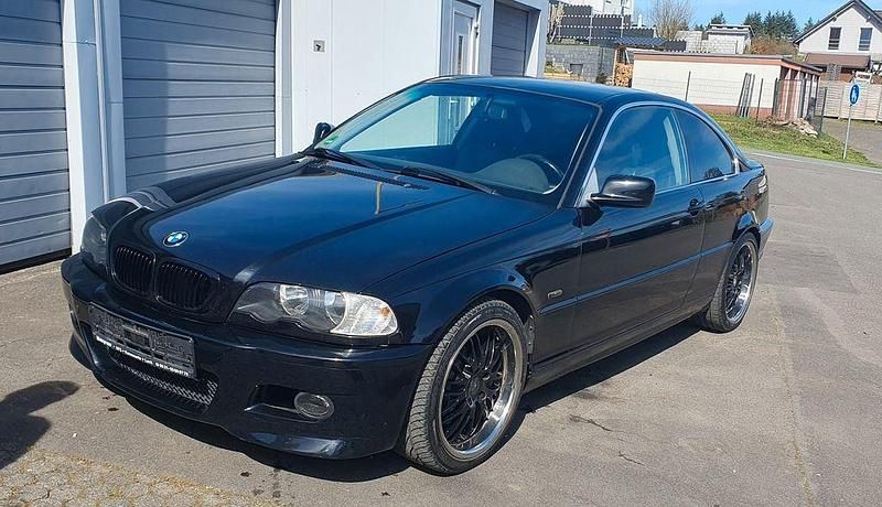 Gebraucht BMW 330 Sport Line 231 PS (169 kW) 2000 Schwarz Coupé