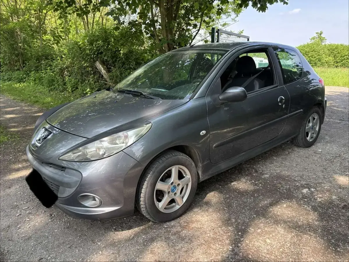 Gebraucht Peugeot 206+ 60 PS (44 kW) 2010 Kleinwagen