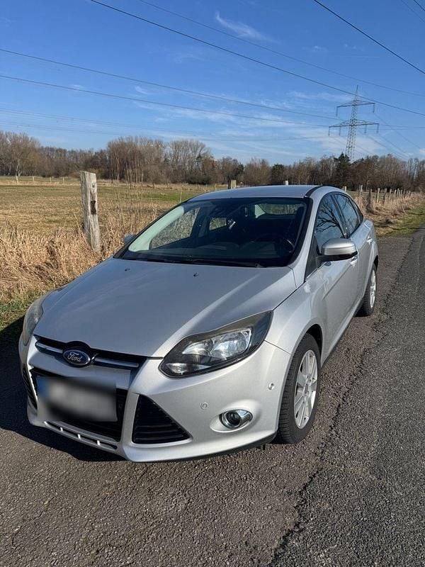 Gebraucht Ford Focus Titanium 150 PS (110 kW) 2011 Silber Limousine