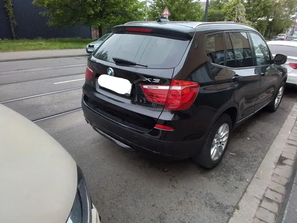 Gebraucht BMW X3 163 PS (119 kW) 2012 Schwarz SUV