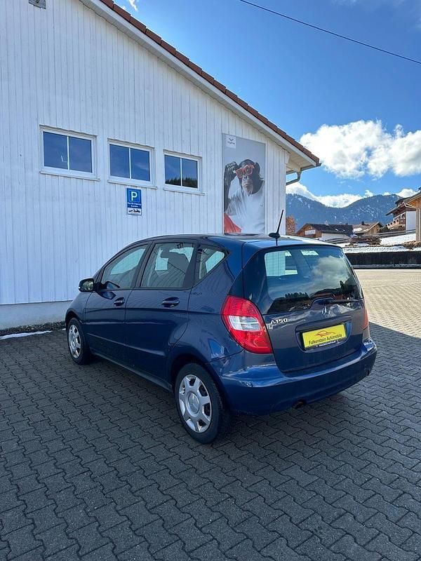 Gebraucht Mercedes A150 95 PS (69 kW) 2009 Blau Kleinwagen