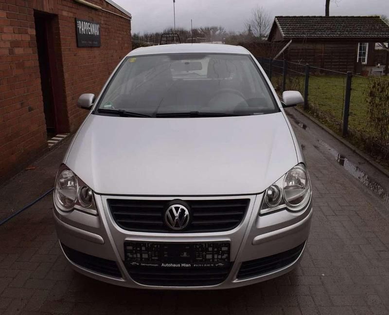 Gebraucht VW Polo 54 PS (39 kW) 2007 Silber Kleinwagen