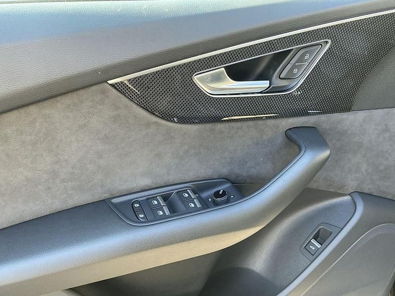 Gebraucht Audi Q8 Competition 286 PS (210 kW) 2022 Schwarz SUV