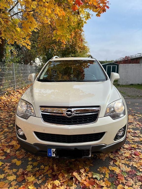 Weiß Gebraucht 2012 Opel Antara Design Edition SUV | 4.300 € (Superpreis) - Bild 1/4