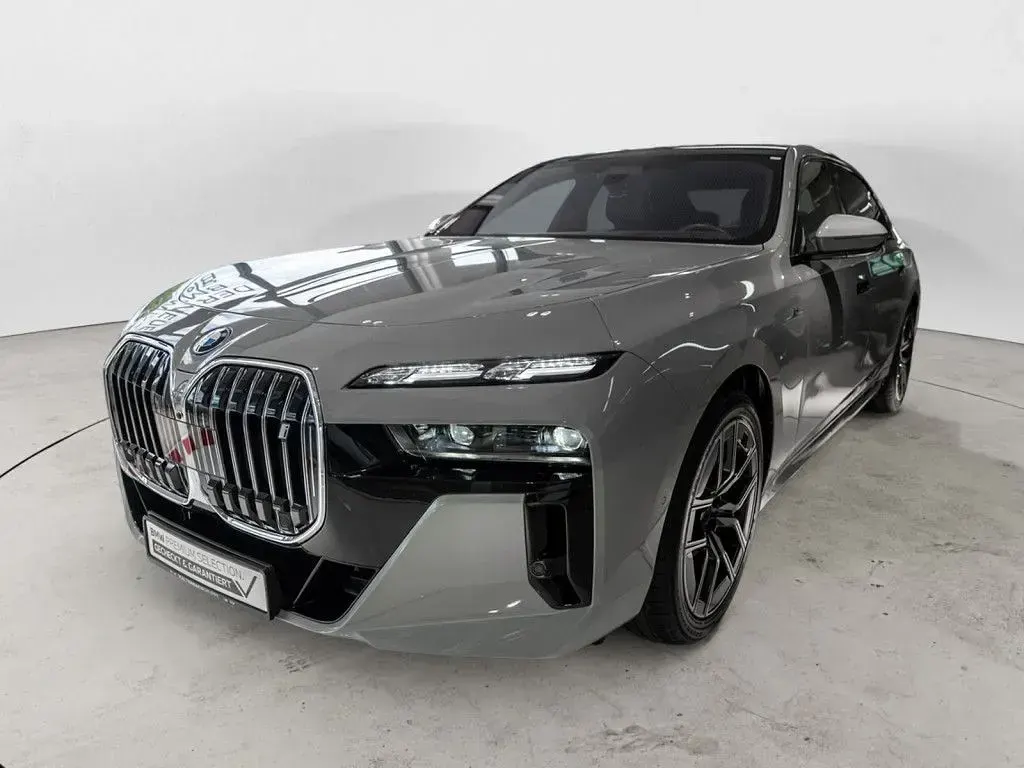 Gebraucht BMW i7 M Sport 400 kW (544 PS) 2024 Grau Limousine