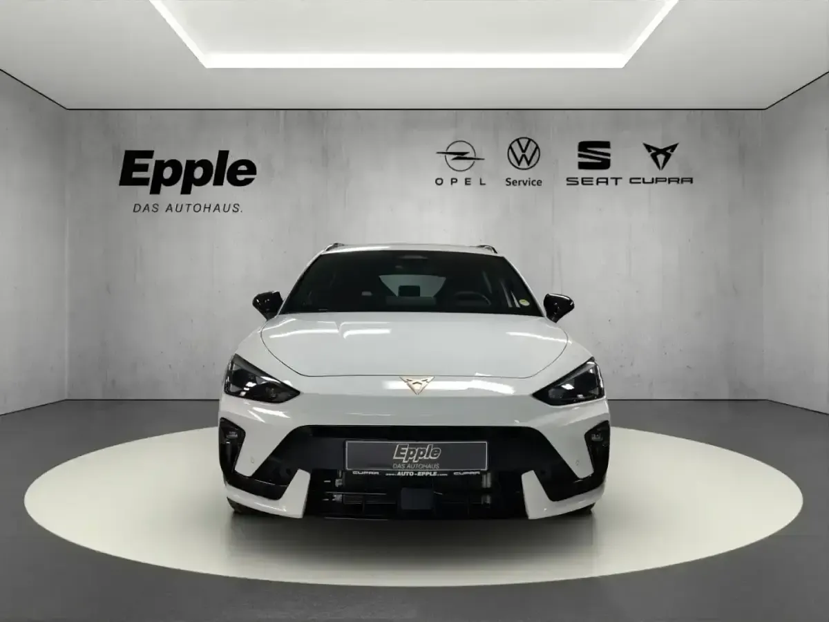 Neu Cupra Leon 204 PS (150 kW) 2026 Weiß Kombi