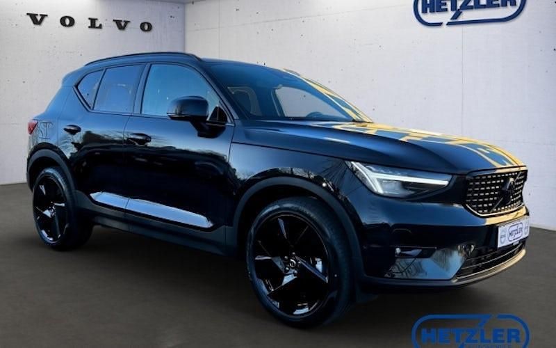 Gebraucht Volvo XC40 Plus 163 PS (119 kW) 2025 Schwarz SUV