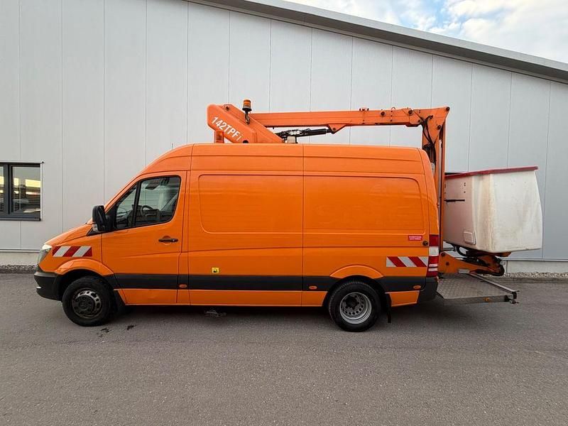 Gebraucht Mercedes Sprinter 163 PS (119 kW) 2018 Orange Van