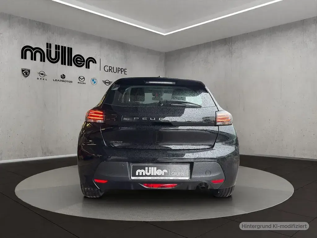 Neu Peugeot 208 Style 101 PS (74 kW) 2026 Lackierung schwarz perla nera/ Kleinwagen