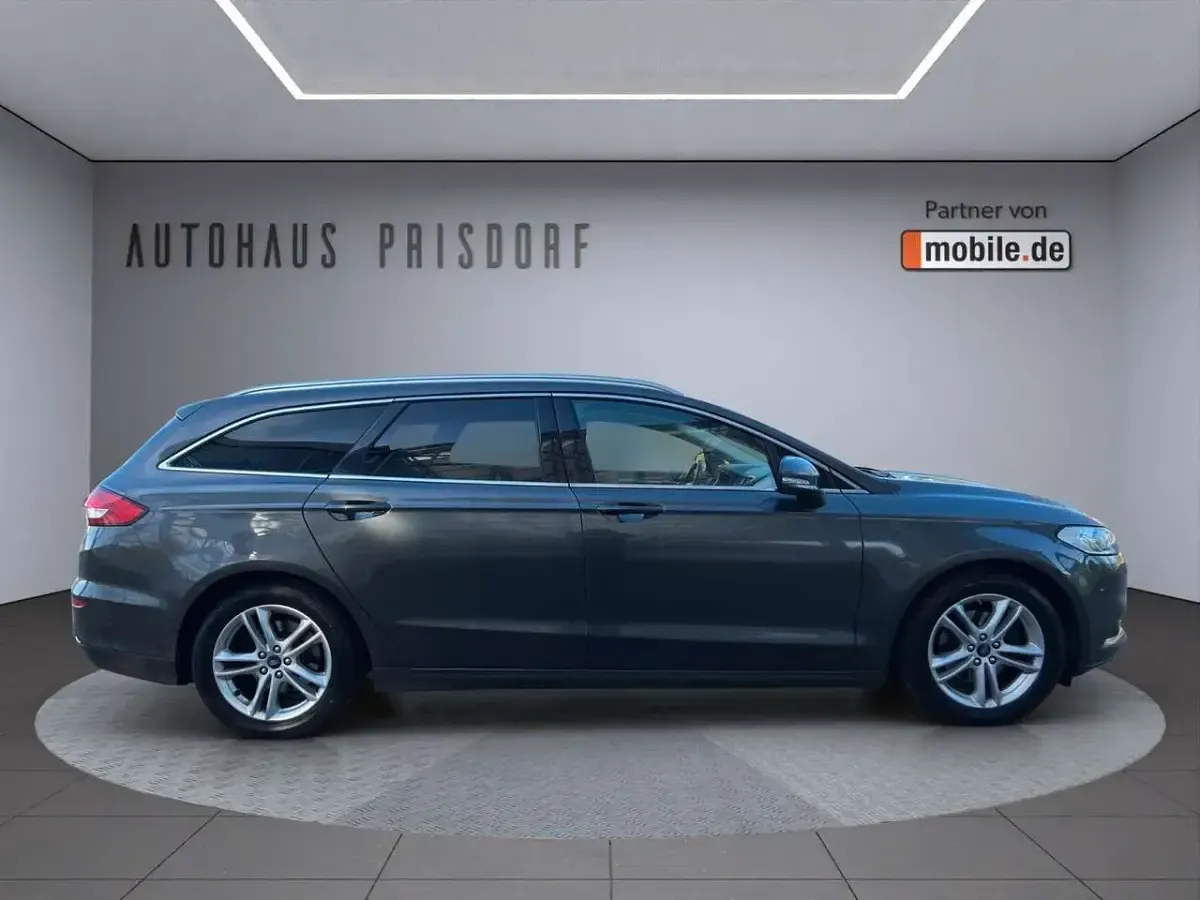 Gebraucht Ford Mondeo Titanium 165 PS (121 kW) 2019 Magnetic Kombi