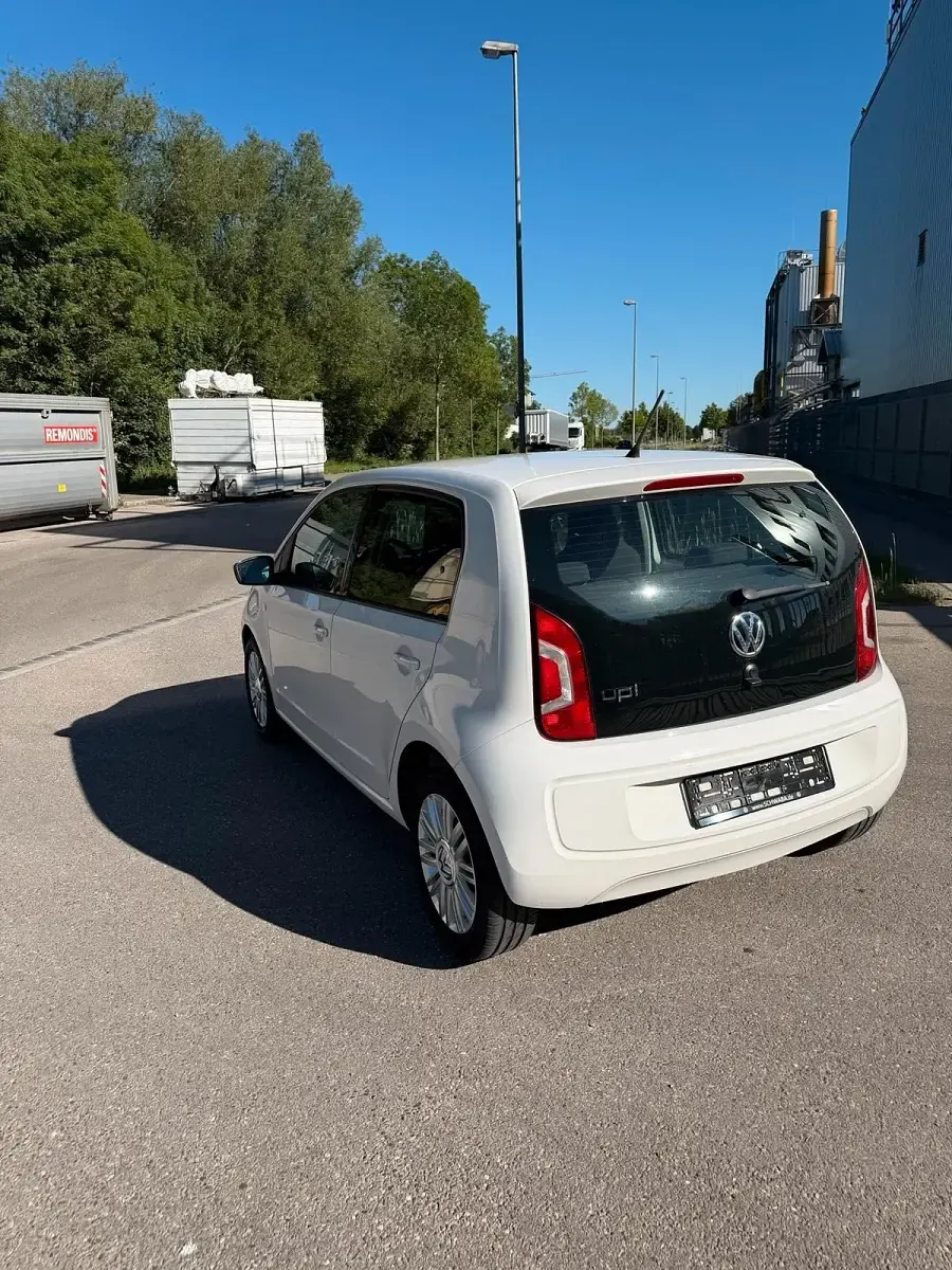 Käytetty VW up! 60 HP (44 kW) 2014 Valkoinen Viistoperä