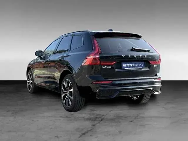 Gebraucht Volvo XC60 145 PS (106 kW) 2023 SUV