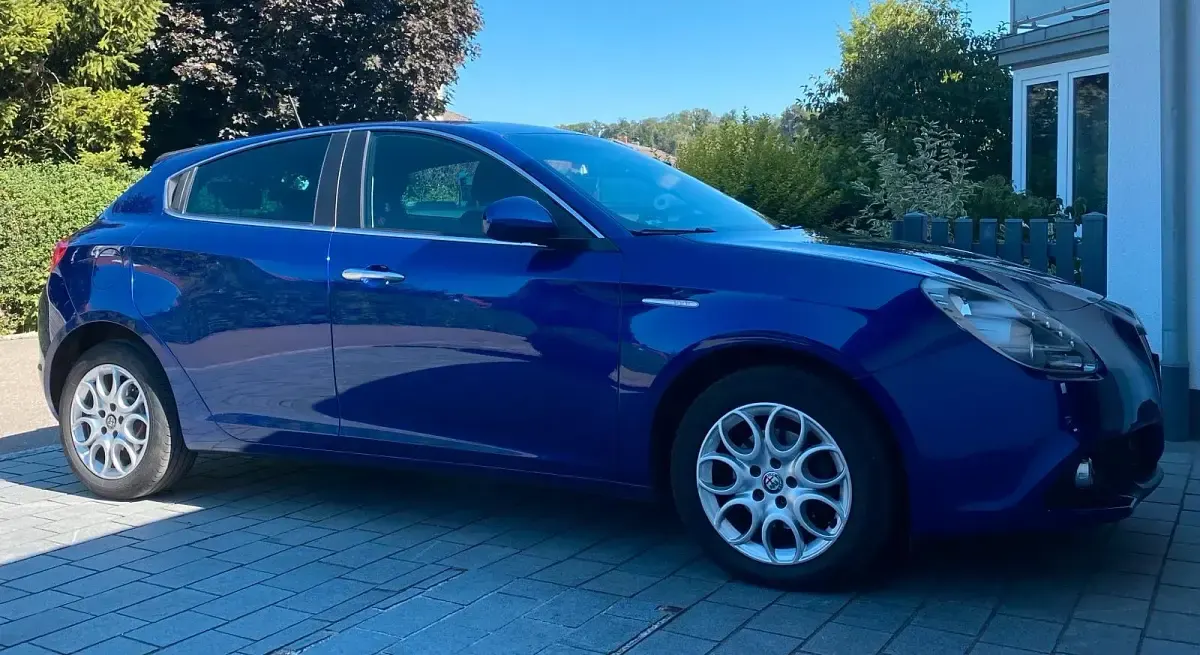 Gebraucht Alfa Romeo Giulietta 120 PS (88 kW) 2016 Blau Kleinwagen
