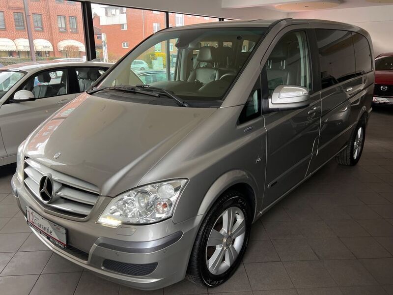 Gebraucht Mercedes Viano 224 PS (164 kW) 2013 Cubanitsilber metallic Van / Kleinbus