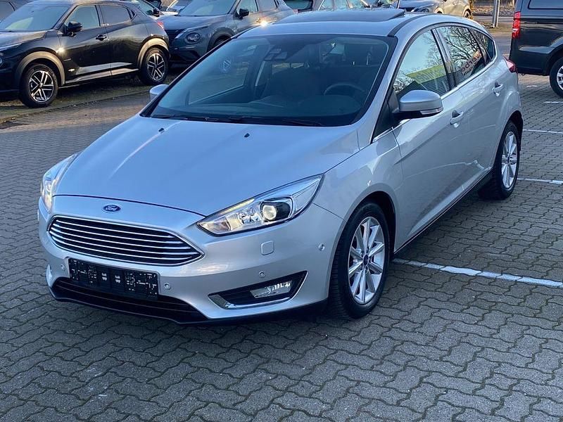 Usata Ford Focus 150 CV (110 kW) 2018 Argento Berlina