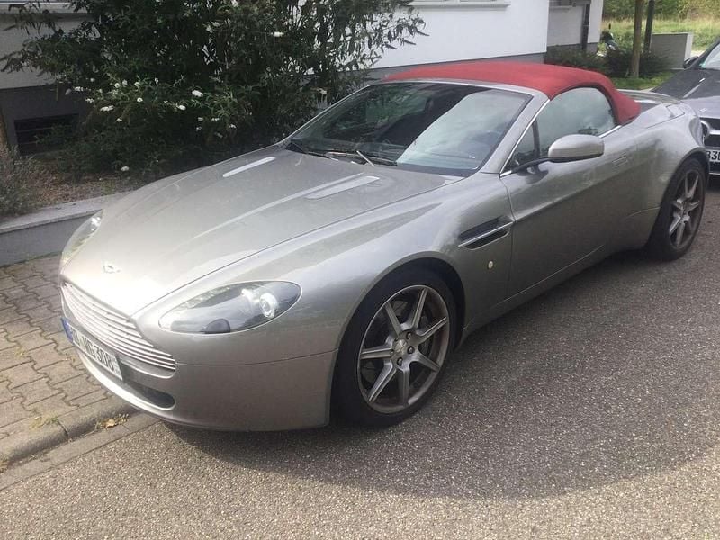 Grau Gebraucht 2008 Aston Martin V8 Vantage Coupé | 36.900 € (Superpreis) - Bild 1/4