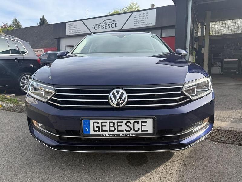 Używany VW Passat Active 220 KM (161 kW) 2018 Niebieski Kombi
