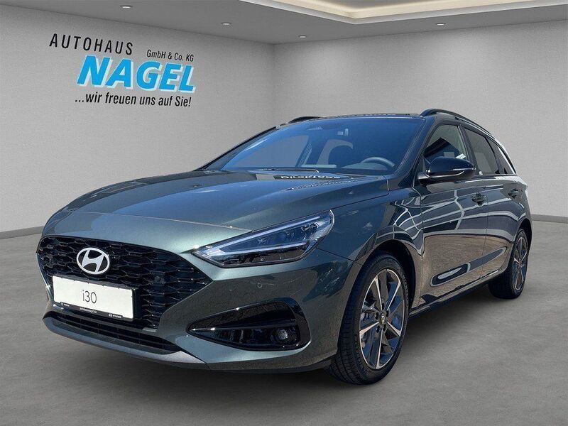 Grün Neu 2025 Hyundai i30 Kombi | 30.790 € (Etwas zu teuer) - Bild 1/4