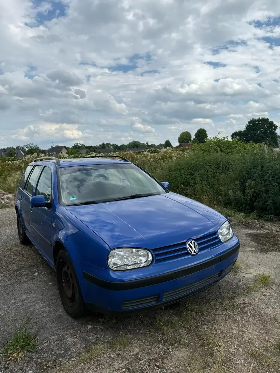 Gebraucht VW Golf IV 115 PS (84 kW) 2000 Blau Kombi