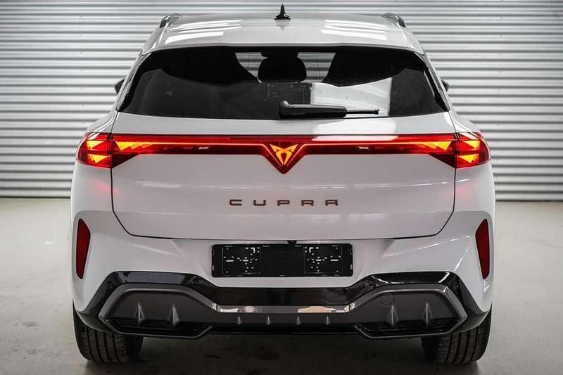Glacier white metallic (2y) Gebraucht 2025 Cupra Terramar SUV | 34.091 € (Superpreis) - Bild 1/1