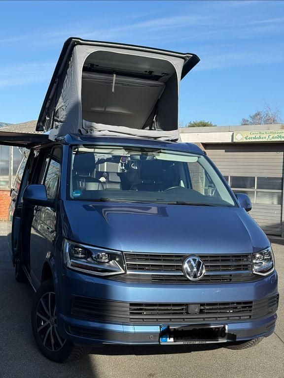 Gebraucht VW California Beach 150 PS (110 kW) 2018 Blau Van