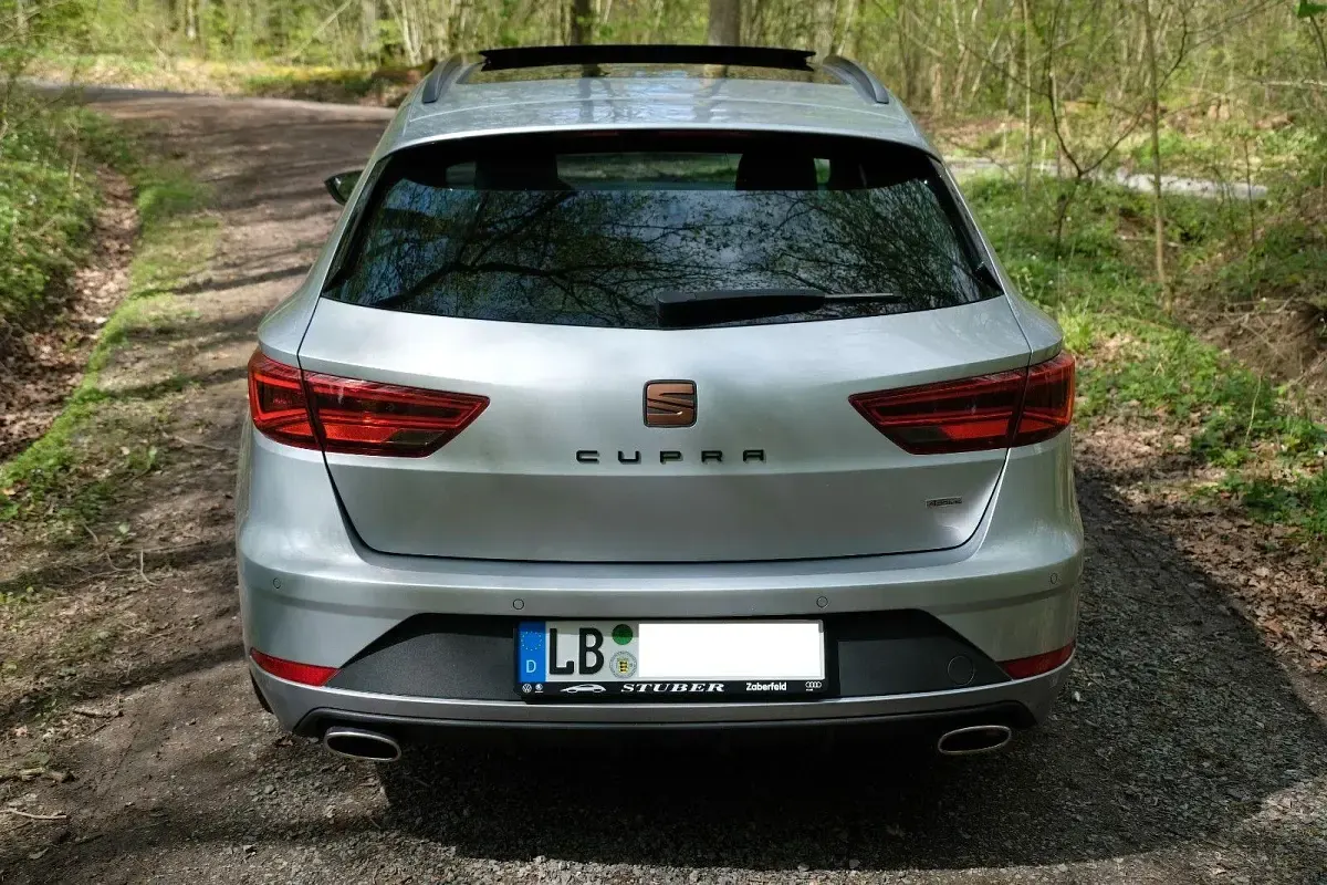 Gebraucht Seat Leon 4Drive 300 PS (220 kW) 2019 Silber Kombi