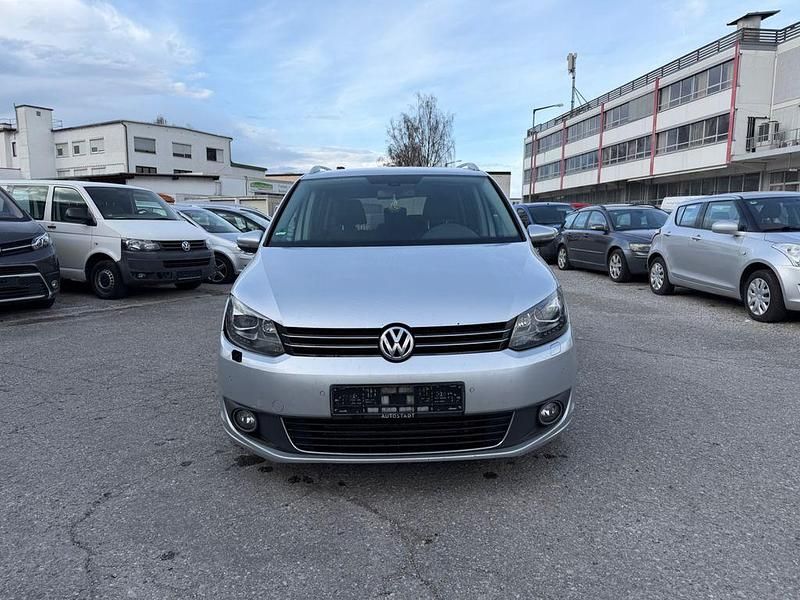 Gebraucht VW Touran Highline 105 PS (77 kW) 2012 Van / Kleinbus