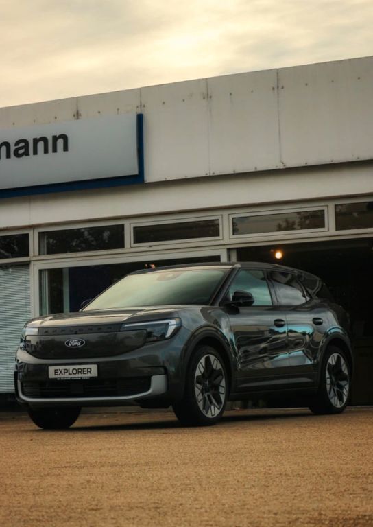Grau Neu 2025 Ford Explorer Premium SUV | 57.900 € - Bild 1/4