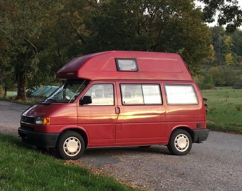 Rot Gebraucht 1992 VW T4 California Van | 12.500 € - Bild 1/4