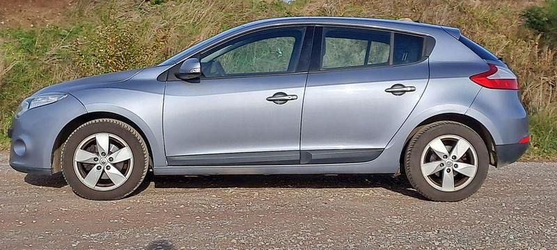 Gebraucht Renault Mégane Dynamique 131 PS (96 kW) 2010 Limousine