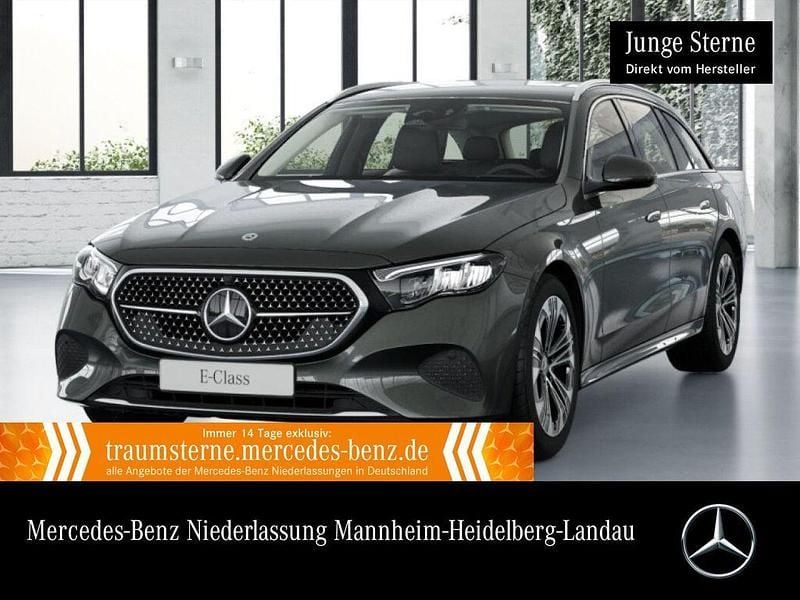 Grau Gebraucht 2024 Mercedes E200 Advanced Limousine | 41.990 € (Superpreis) - Bild 1/3