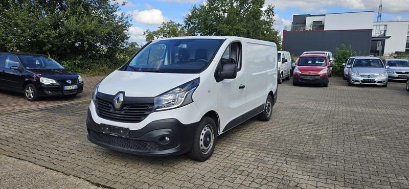 Weiß Gebraucht 2019 Renault Trafic Komfort Van | 7.900 € (Teuer) - Bild 1/4