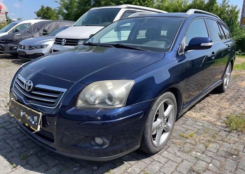 Blau Gebraucht 2006 Toyota Avensis Executive Kombi | 2.490 € (Fairer Preis) - Bild 1/4