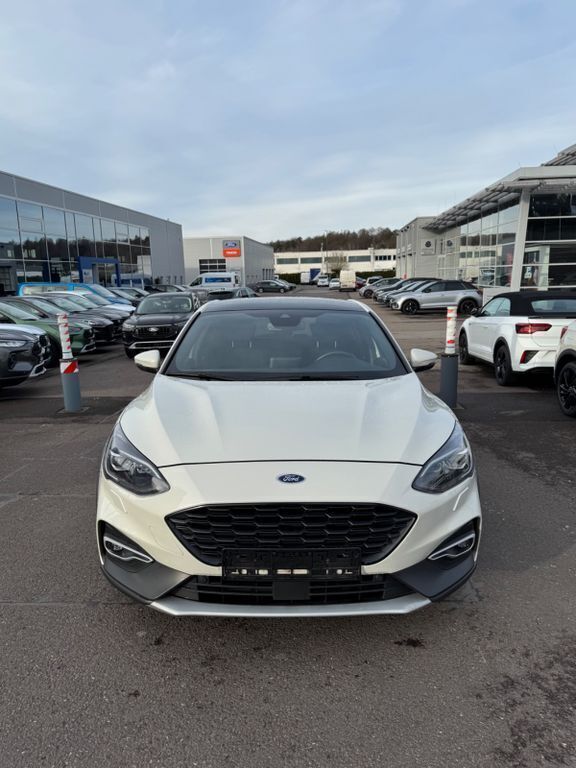 Gebraucht Ford Focus Active 150 PS (110 kW) 2019 Weiß Limousine