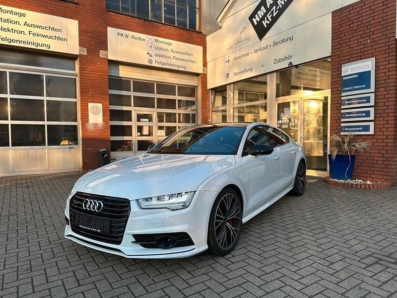 Weiß Gebraucht 2017 Audi A7 Sportback Sport Kleinwagen | 21.999 € (Fairer Preis) - Bild 1/4