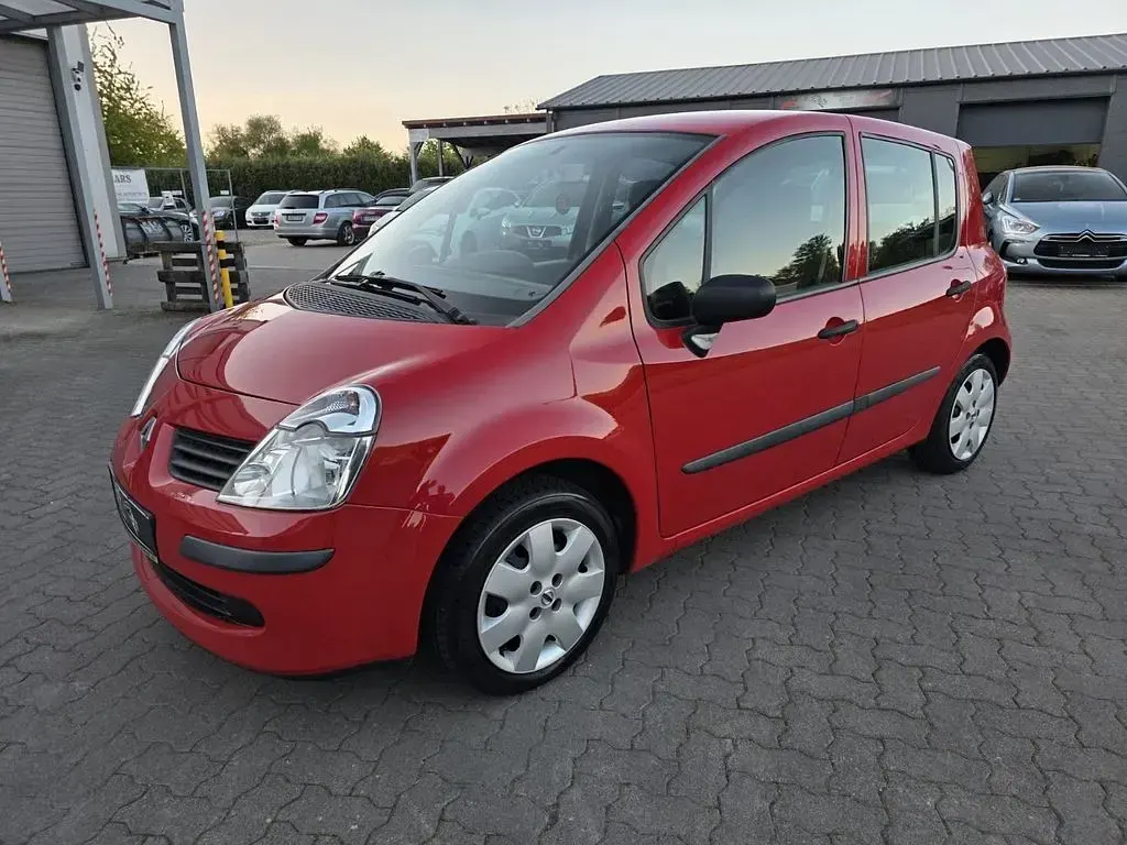 Usata Renault Modus 79 CV (58 kW) 2007 Rosso Monovolume