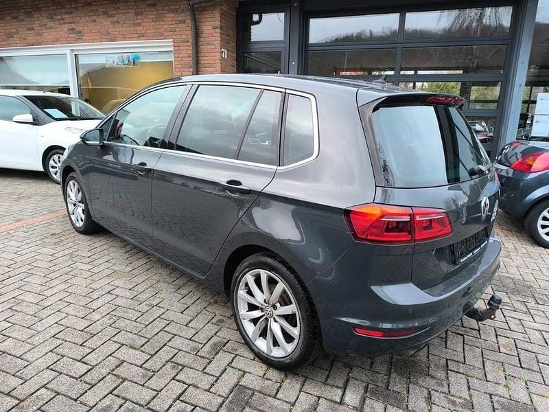 Gebraucht VW Golf VII Highline 150 PS (110 kW) 2014 Grau Limousine
