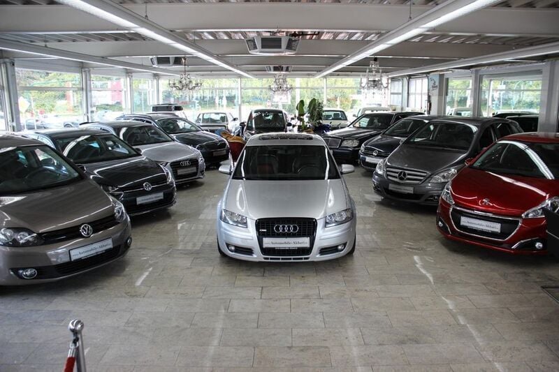Grau Gebraucht 2007 Audi A3 Ambition Limousine | 3.990 € (Guter Preis) - Bild 1/4