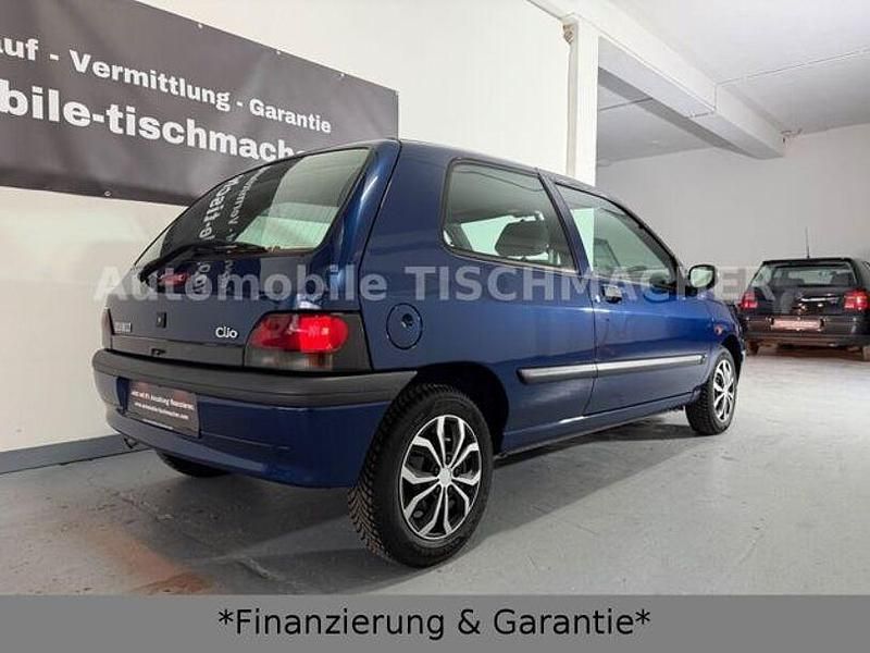 Gebraucht Renault Clio 54 PS (39 kW) 1997 Blau Kleinwagen