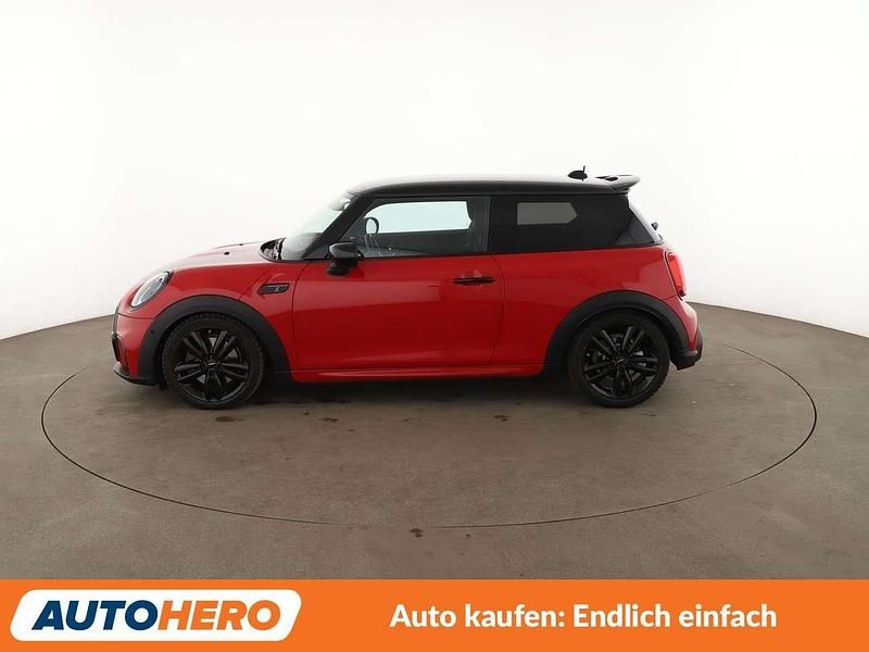 Gebraucht Mini John Cooper Works 178 PS (130 kW) 2022 Chili (solar) red Kleinwagen