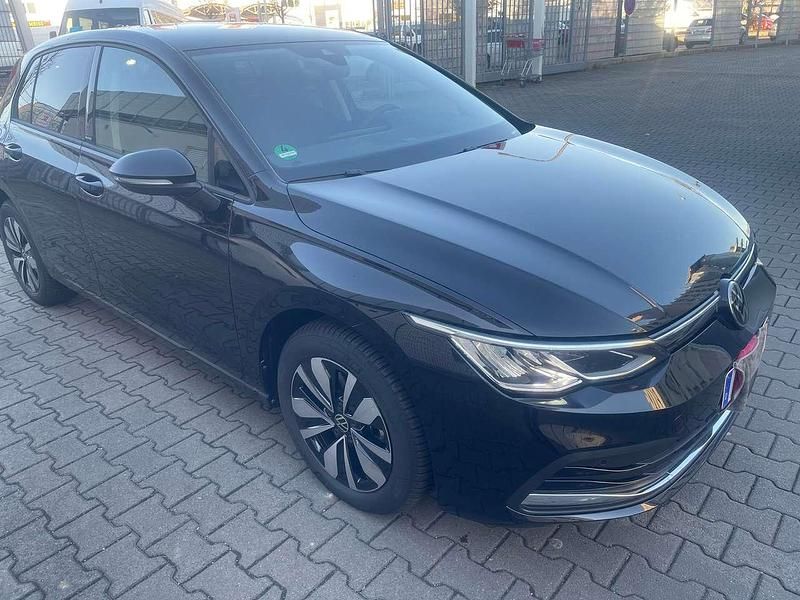 Deep black perleffekt Gebraucht 2024 VW Golf VIII Move Limousine | 24.999 € (Guter Preis) - Bild 1/4