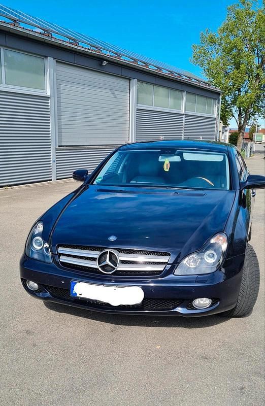 Blau Gebraucht 2009 Mercedes CLS320 Limousine | 7.600 € (Fairer Preis) - Bild 1/4