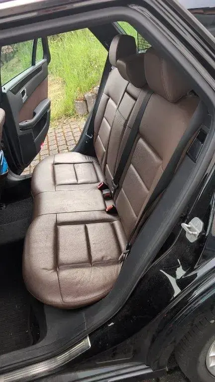 Gebraucht Mercedes E350 Avantgarde 231 PS (169 kW) 2010 Schwarz Kombi